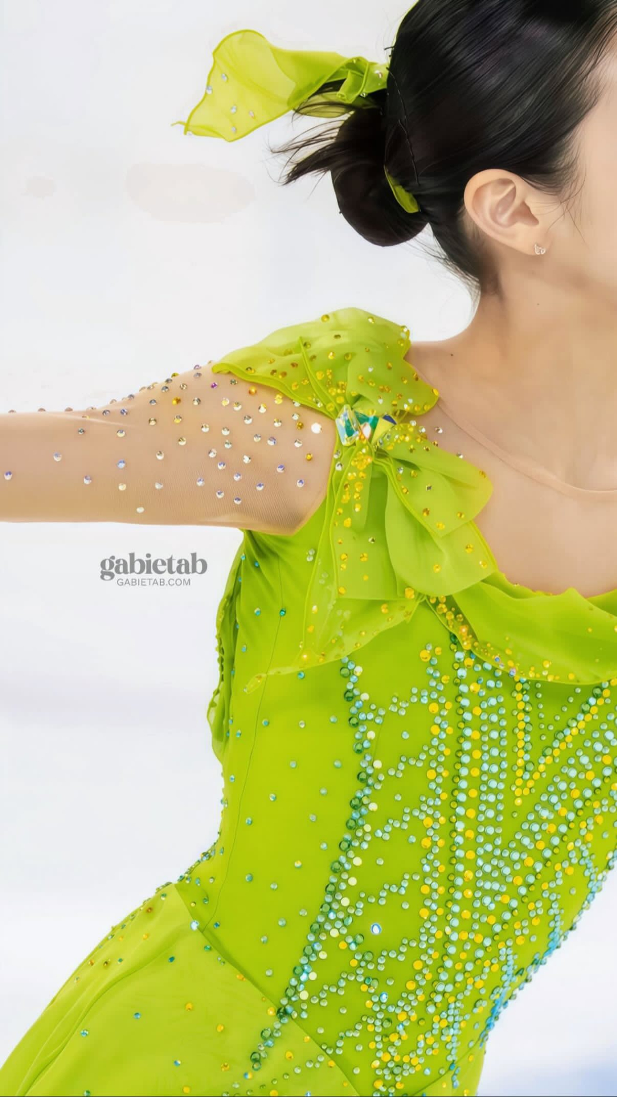 许老师嫩绿自梢头微微微微露脸🍀🍀🍀 