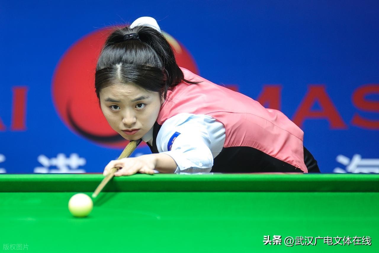 看看白雨露吧，遭遇严重误判。
在昨晚（4月6日）斯诺克世锦赛资格赛首轮比赛第12