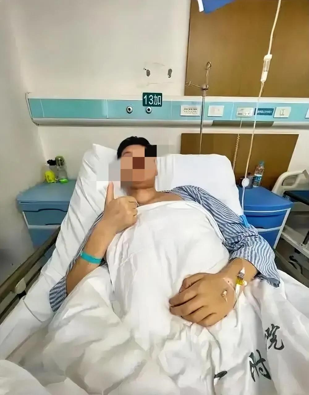 [月亮]江苏南通，儿子遭遇车祸身受重伤，母亲救子心切，果断拿出26万元用于抢救儿