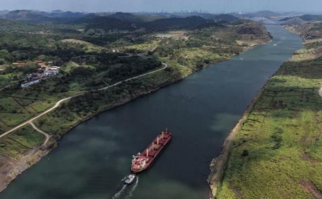 联合早报最新消息，美国国务卿卢比奥公开指责，声称巴拿马终止香港长和集团旗下公司运