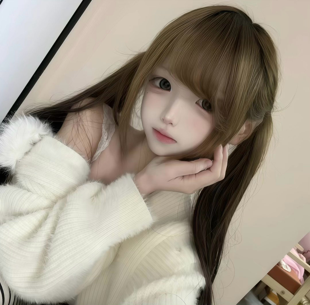 WeChat/高清/真人女生头像/你终于可以跟新的女孩子聊到天亮 而不是和我吵到