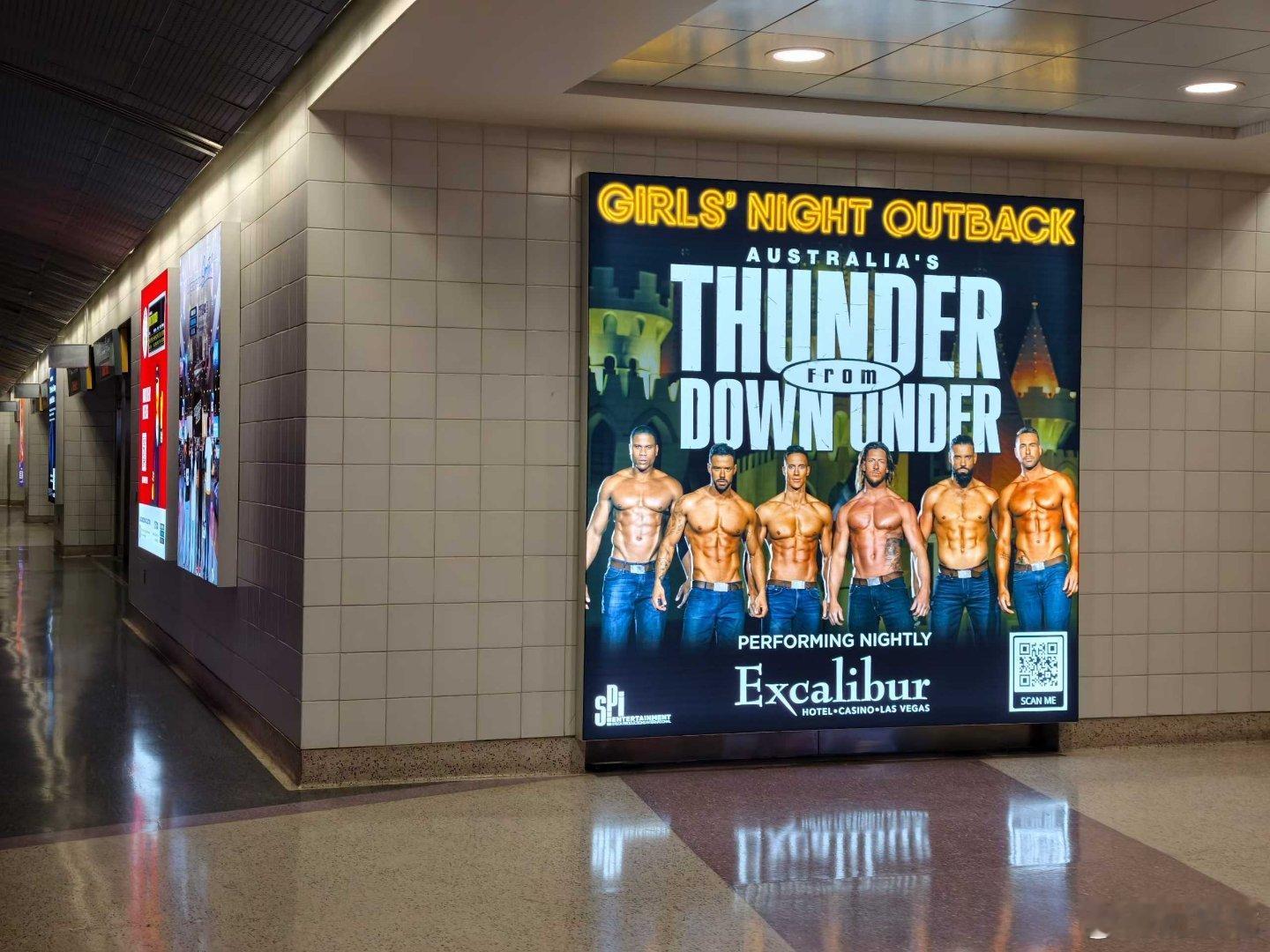 猛男秀 美国·麦卡伦国际机场 McCarran International Ai