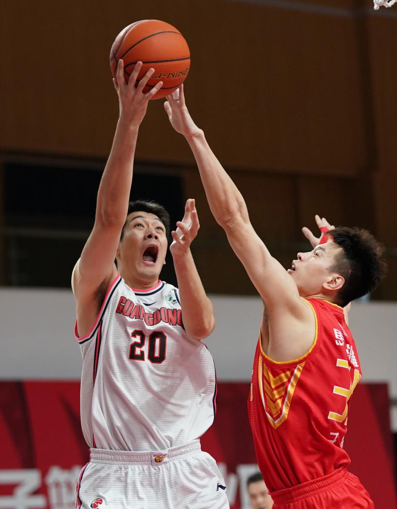 CBA今天的比赛完美诠释了“收官战无弱旅”，强队翻车、弱队爆冷频发：

辽宁80