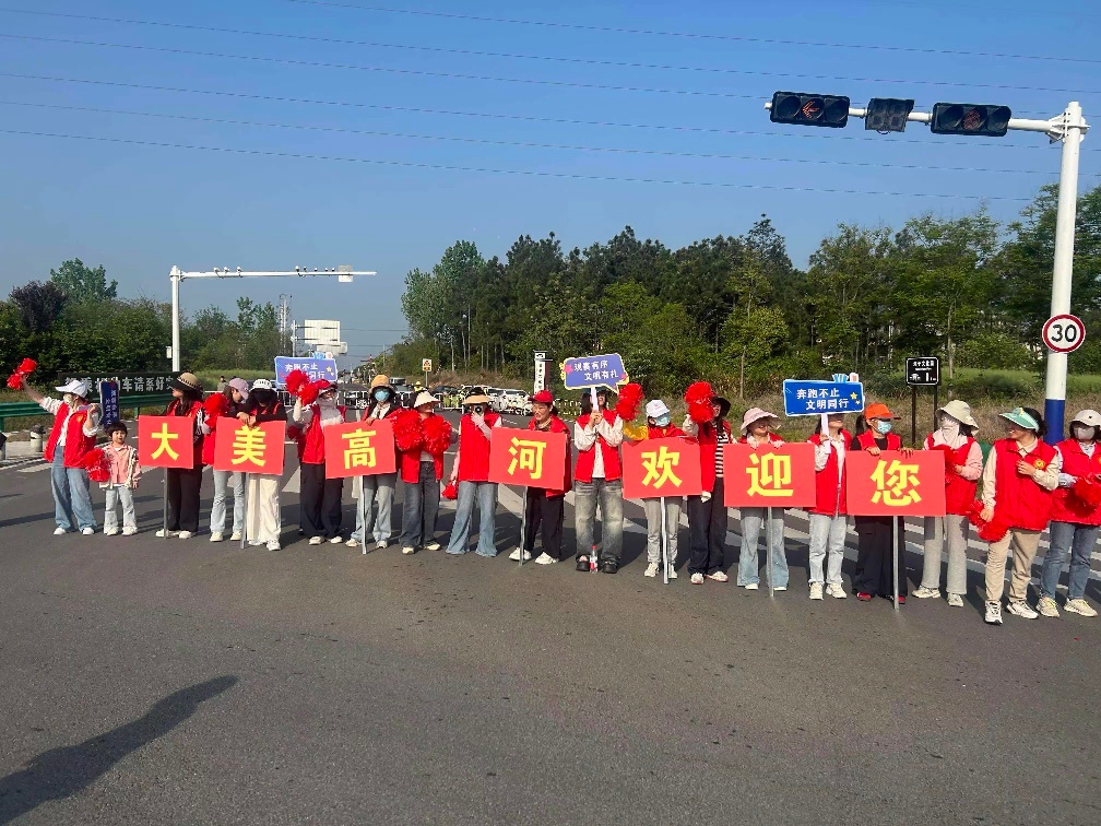 一场马拉松，不仅是跑者的狂欢，更是城市的名片！怀宁马拉松马拉松