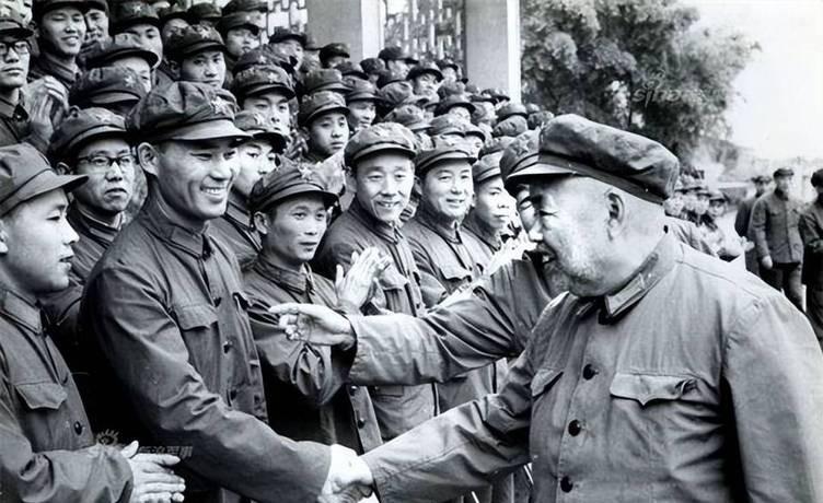 1950年，广东省梅县判处了叶剑英元帅的好友、原国民党起义少将、抗日将领叶干武死