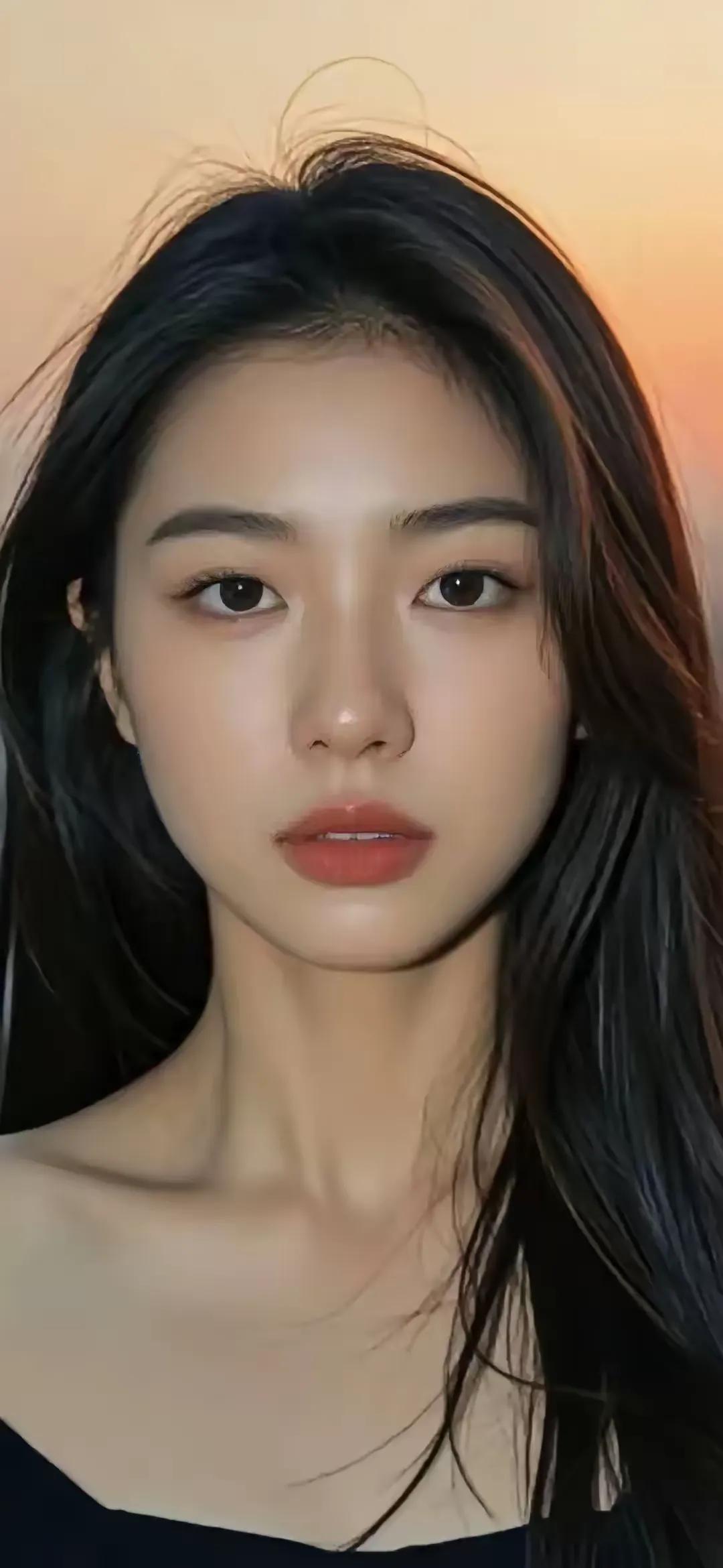 有人说，女性在一些特定的时候会有更强烈的性生活需求。
比如在月经周期中的排卵期，
