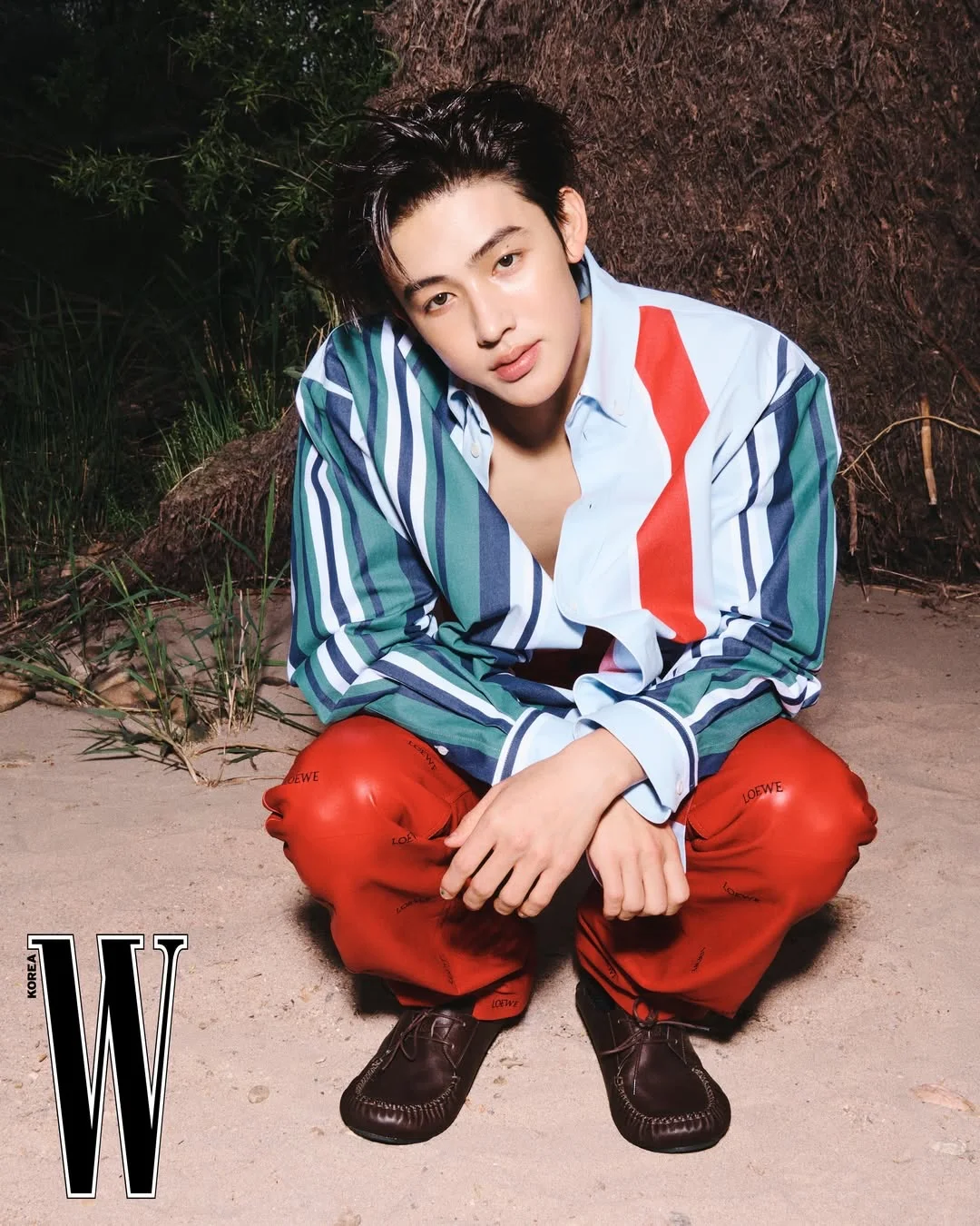 WKorea｜<天生活力＞」第一張專輯的活動中有更多陌生的事情。如何與...