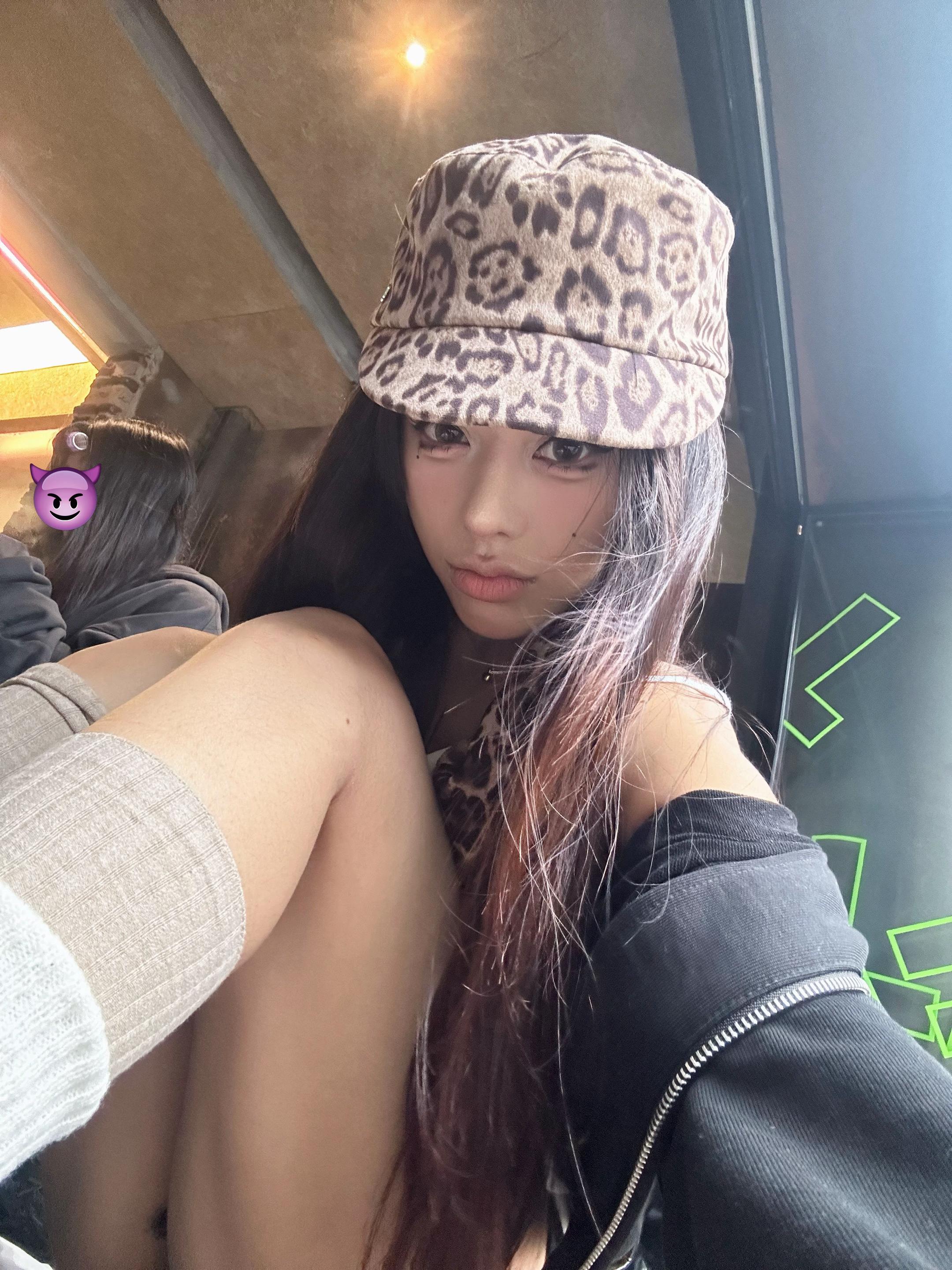 今天不是精心挑选的场景 是和我的小狗🐶一起拍照📷