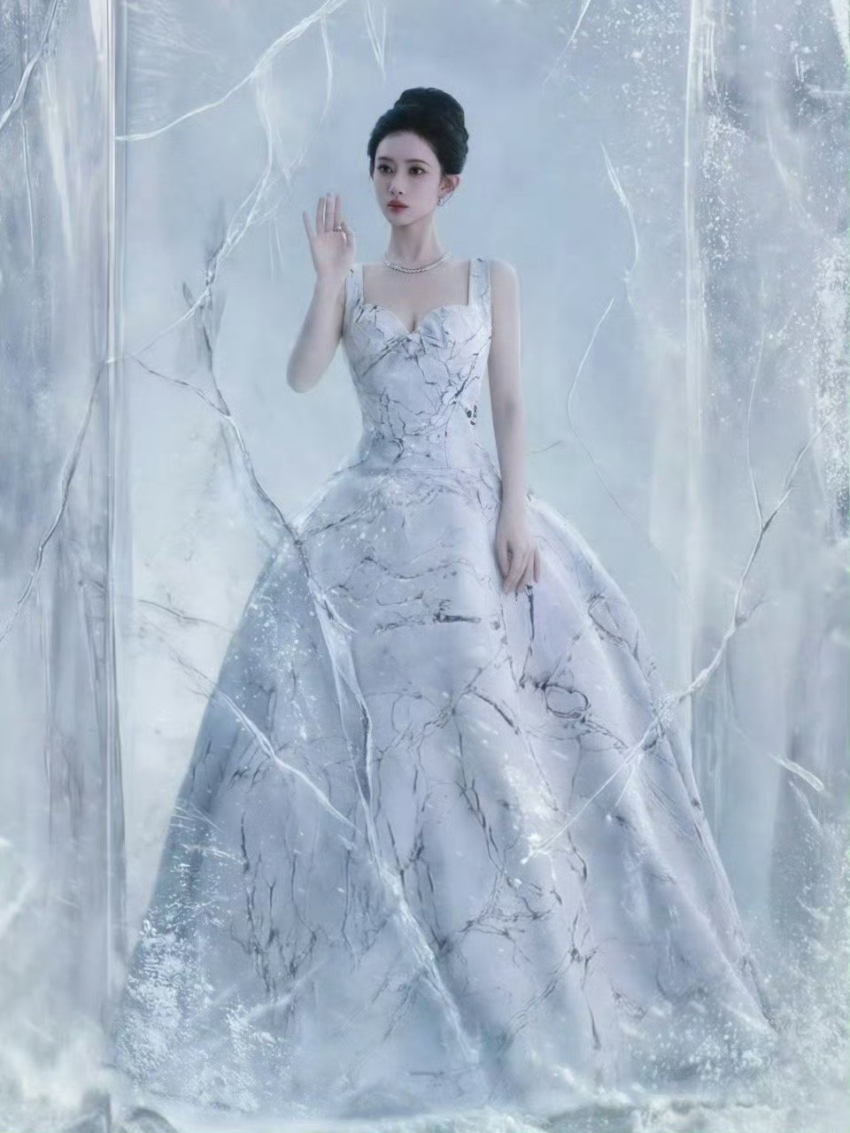 孟子义尖叫之夜出图，白雪公主