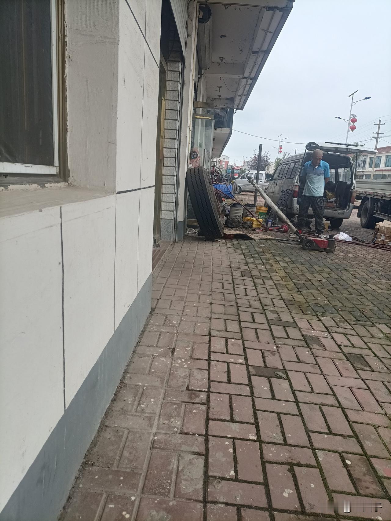接昨天。
车坏在北大阳了，我到家问了修理部那个师傅部，我说你在梅河发的件，还是在