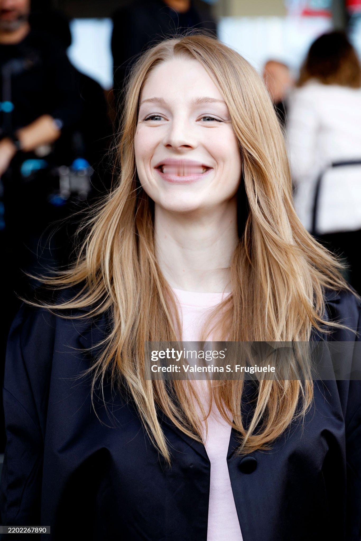Hunter Schafer x PRADA F/W 2025 SHOW开心😃