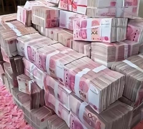很多人总听人讲“洗钱”，但它到底是怎么操弄的？其实道理简单得吓人！比如有人搞诈骗