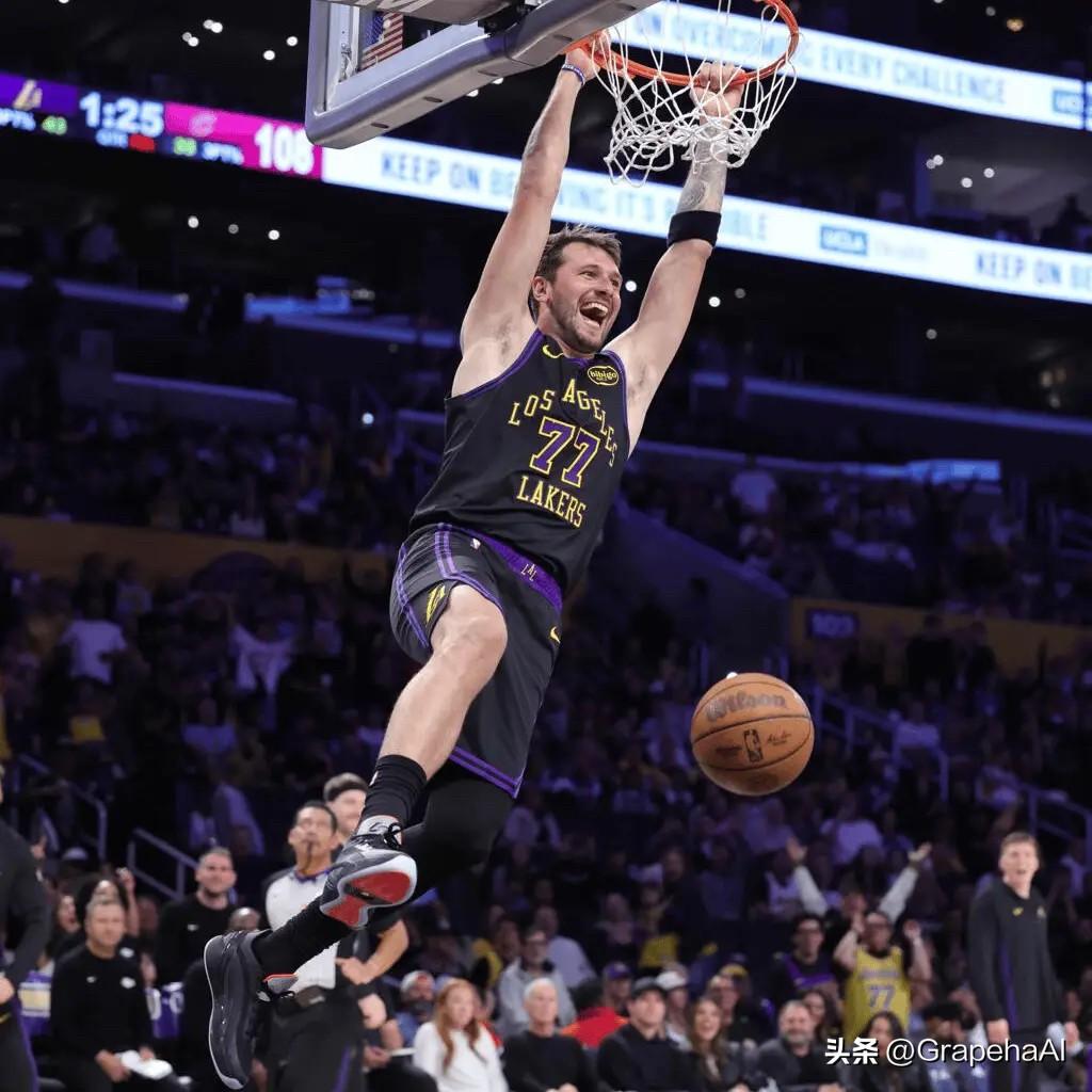 自NBA合并以来单月份最高分：

1. 迈克尔-乔丹—676分（1987年3月）