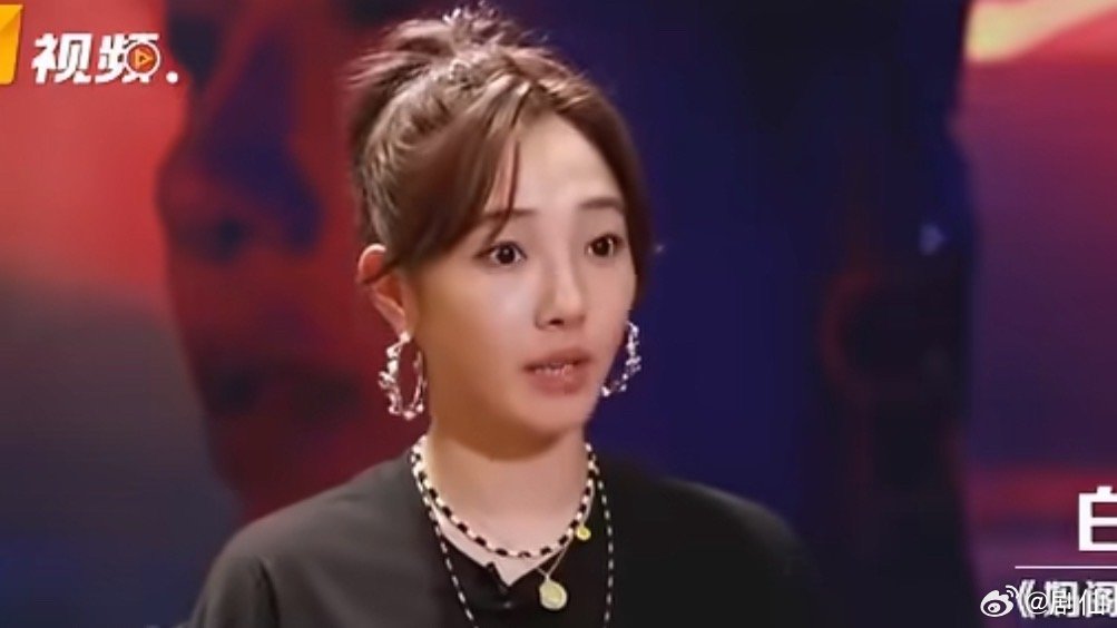 曝白百何张思麟共同抚养孩子我觉得白百何挺酷的，爱得起放得下，演技很随心所欲，不需