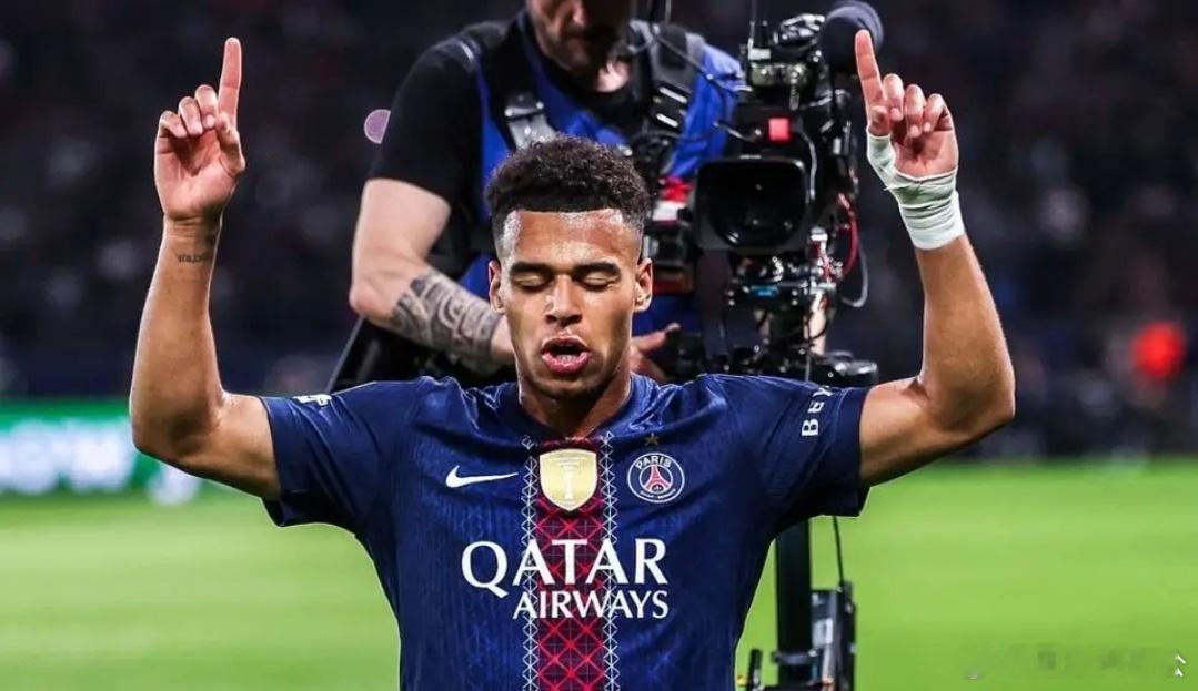 欧冠一战成名！巴黎05后天才杜埃崛起，或动摇姆巴佩法国核心地位在欧冠八强战巴黎2