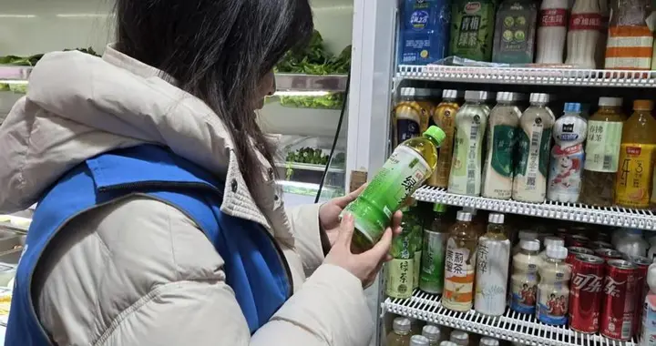 南苑街道凤翔社区开展食品安全专项排查活动