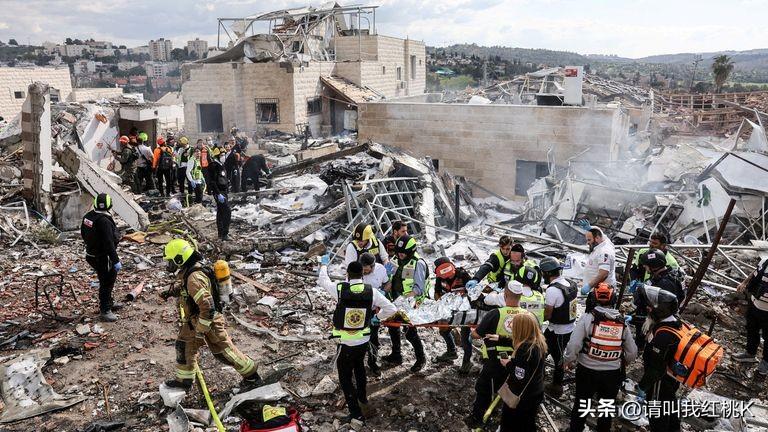 贝特谢梅什的恐怖事件，伊朗导弹成功躲避了以色列强大的防御
居民们前往了一个本应是