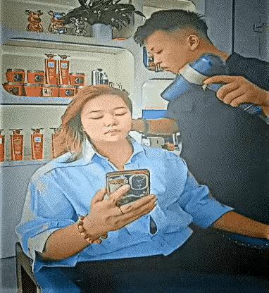 终于知道这小子学习美发行业的初衷是什么了