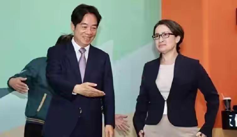 风向彻底转变！驻外机构遭关停，绿营内斗爆发，赖清德迎来双重重创
 
台海局势再起