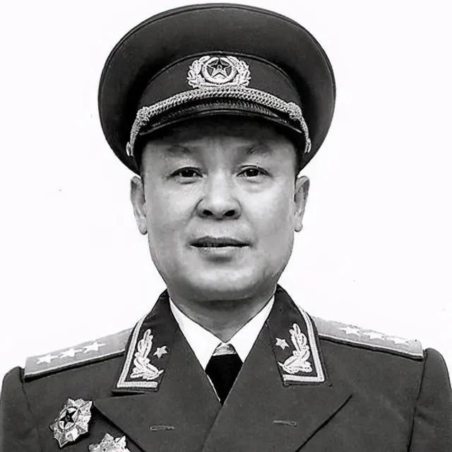 1958年，韦国清提议广西省会迁去柳州，毛主席：你当起发明家了？
 
1958年