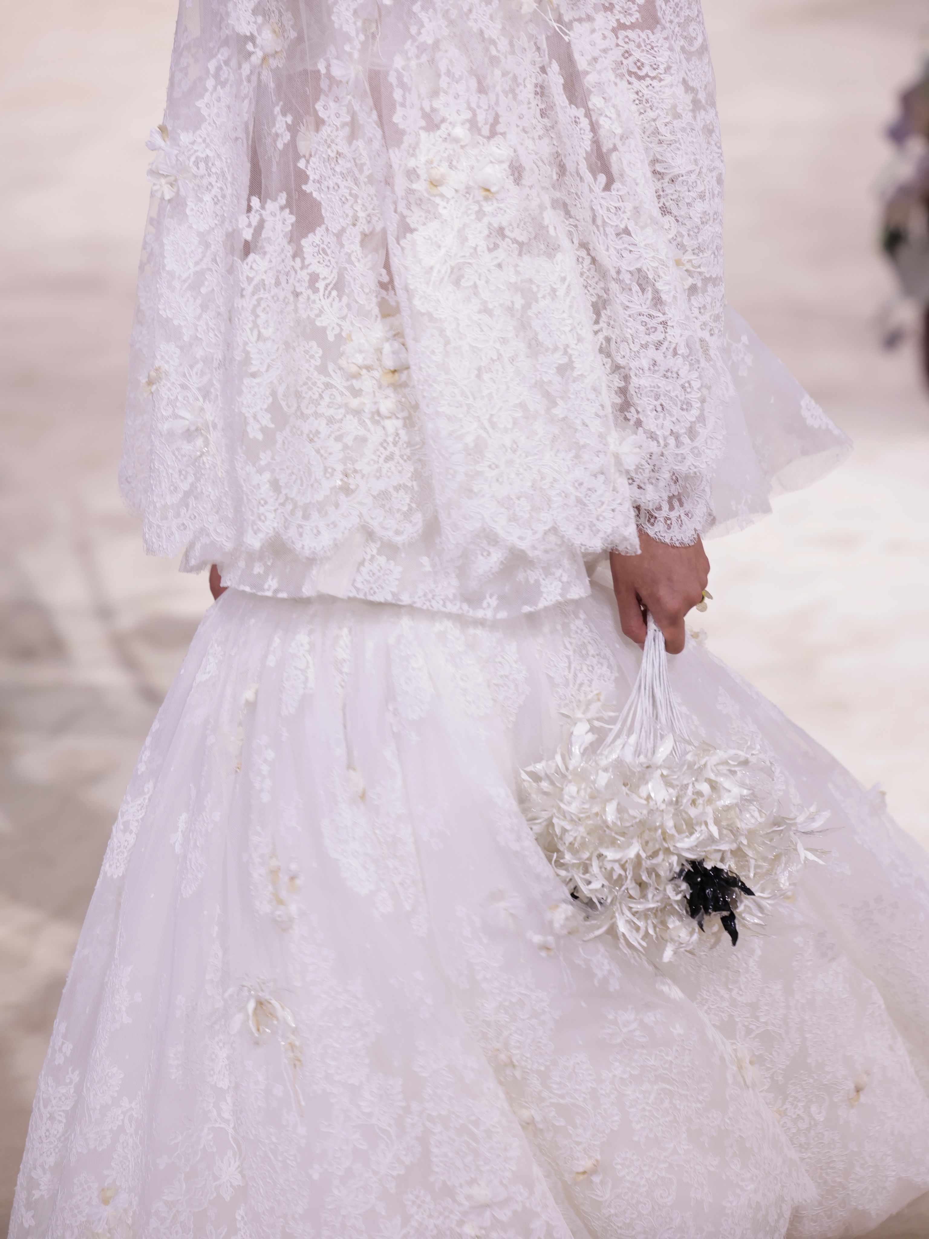 CHANEL F/W 2026 Haute Couture Show婚纱Look