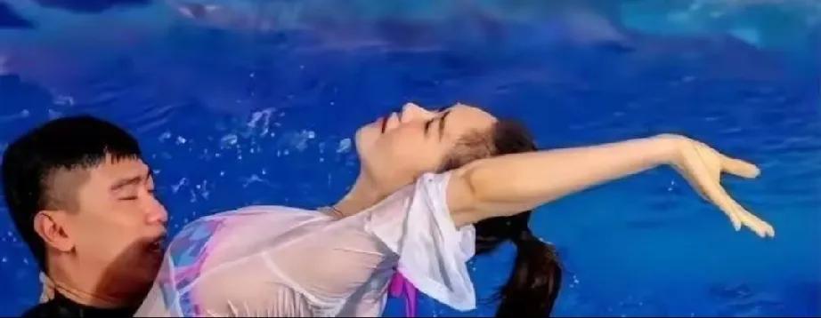 流言如利刃，她曾被狠狠“刺伤”，遭雪藏三年，48岁婚姻又亮红灯，旁人眼中的至暗时