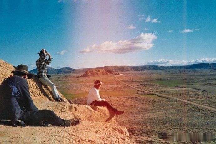 读书不是为了雄辩和驳斥也不是为了轻信和盲从而是为了思考和权衡——  培根《培根随