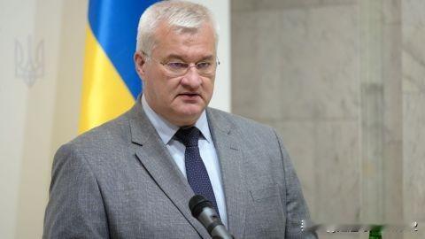 西比加强硬回击欧尔班称，“你在莫斯科的主子，撑不过百年”



乌克兰外交部长西