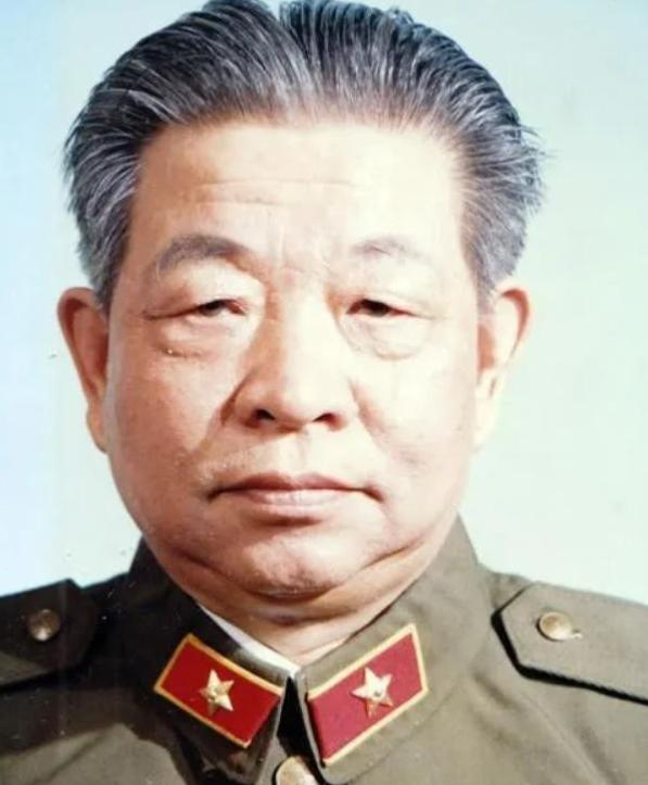 [太阳]他给毛主席当了26年警卫员，后又保卫华国锋邓小平，如今依然在世，你知道吗