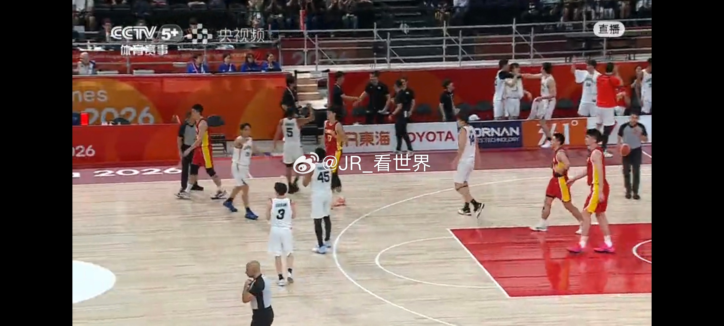 正视差距吧，看这一肚子气啊，后面还有铜牌赛要打，现在再去想怎么调整战术肯定是来不