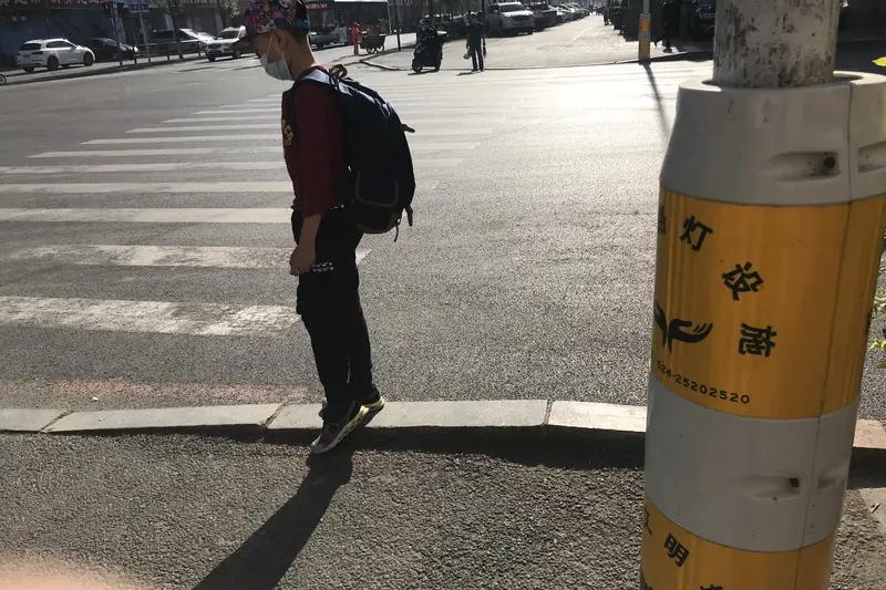 8小时撤离德黑兰！沈阳男子讲述离开伊朗细节：当地对中国人友好，3次盘问都顺利放行