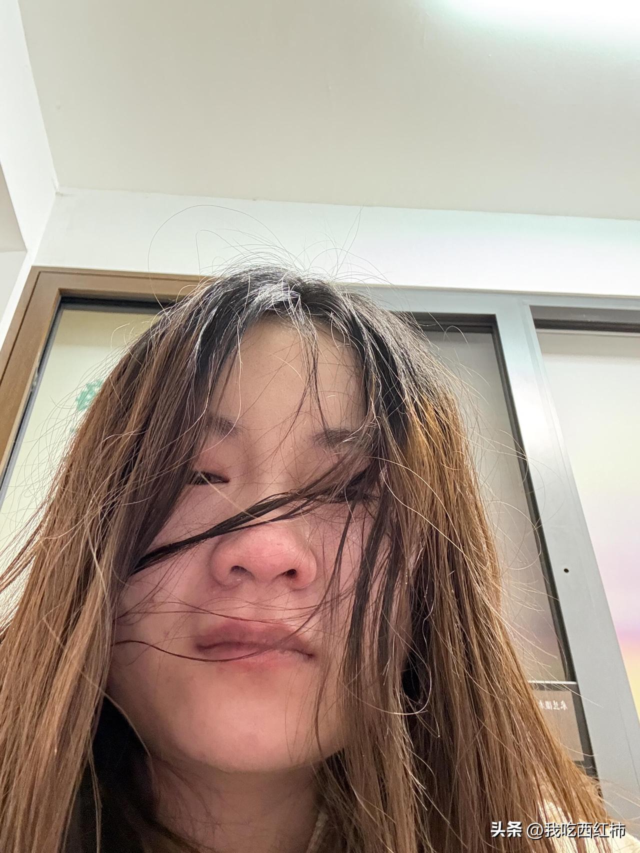 原来父母真的会在女儿分手后贬低自己的女儿
谈了一段将近三年的异地恋，是家里介绍的