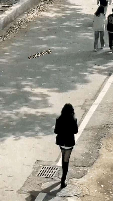 这就是大一学妹和大四学姐的区别吧？

      