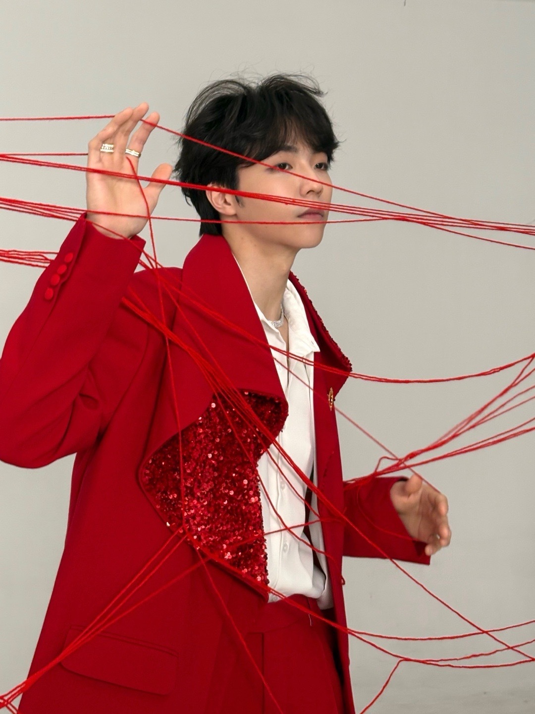 陈立农青春为名全球巡回演唱会 陈立农 七稔逐梦踏歌撷光 我想跟着你看遍世界的风景