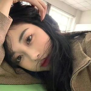 山洞勇敢的探宝藏