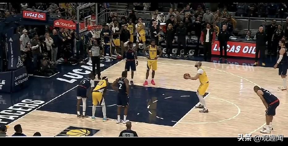 这剧情也太像演的了吧
最后0.1秒大洛佩兹送上致命犯规，直接把步行者送上罚球线，