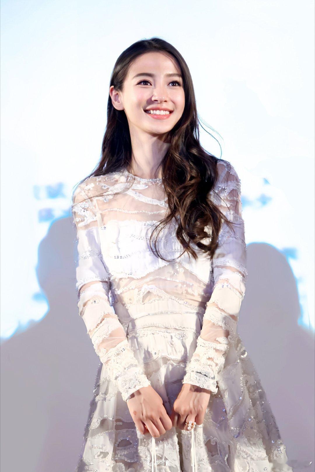 angelababy[超话] yyangelababy 喜欢上你之前，想单枪匹马