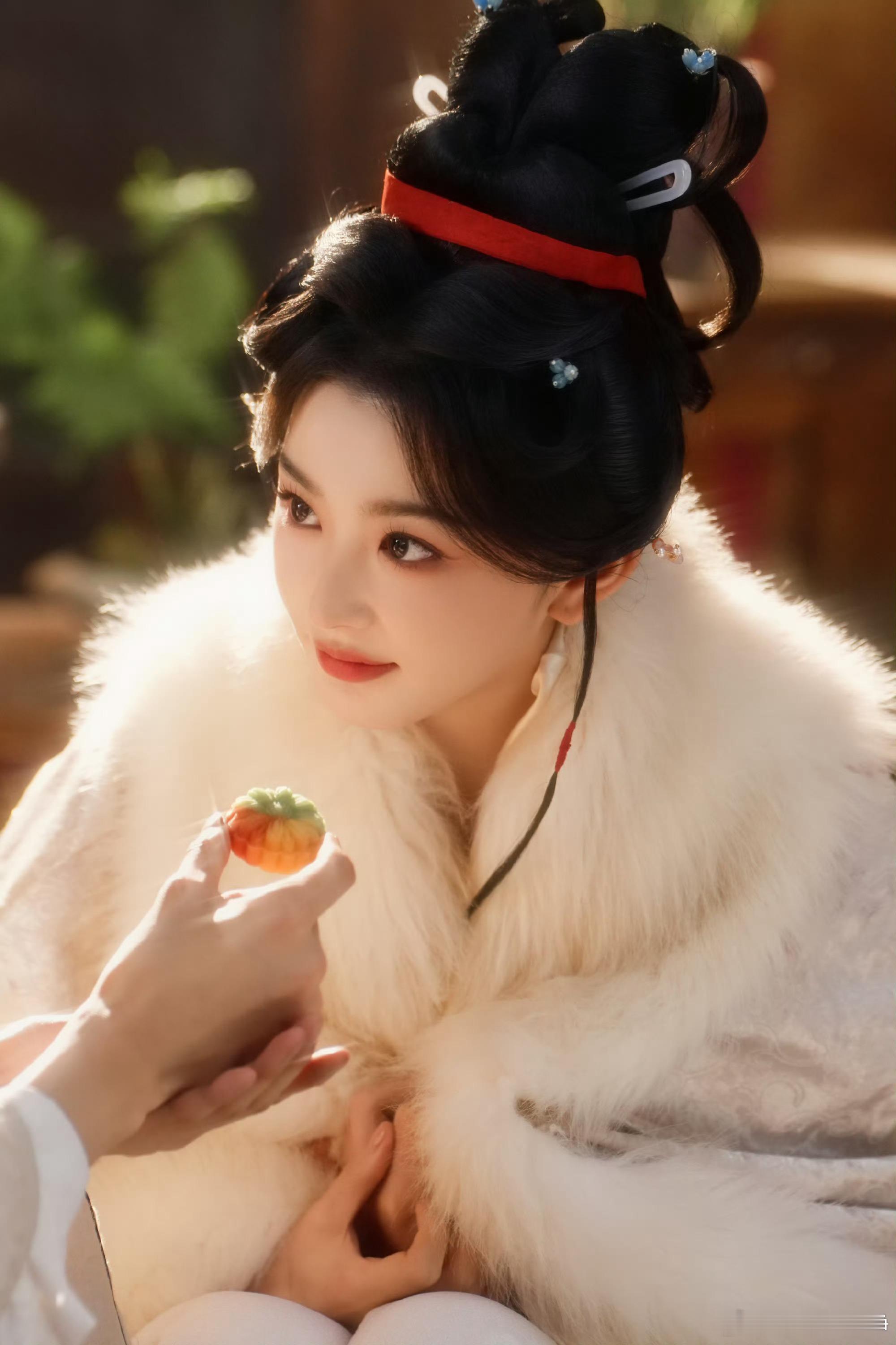 孔雪儿终于不演小白花了真心建议孔雪儿多多尝试这类反派野心人设！摆脱同质化小白花剧