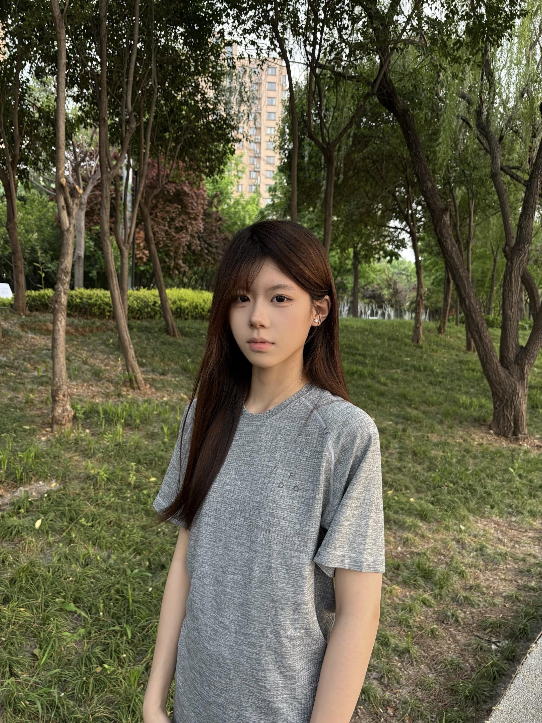 我们都没错 只是两个太年轻的肩膀撑不起永远的重量 所以我们各自好好生活