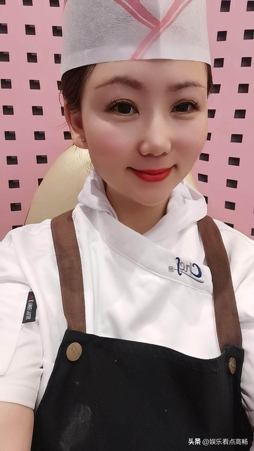 工作的女人最漂亮[大笑]