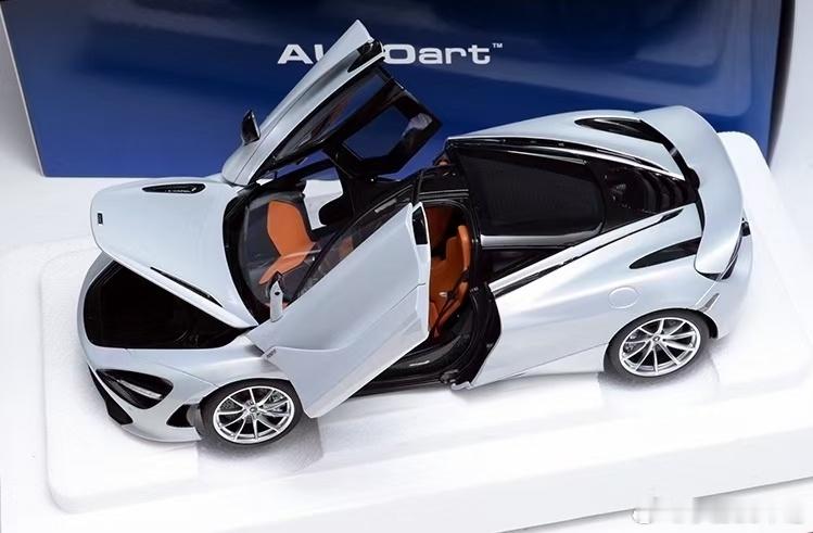 AA复刻了海景房迈凯伦720s，这下子原本价格涨到3000多的那些车源估计都得跌