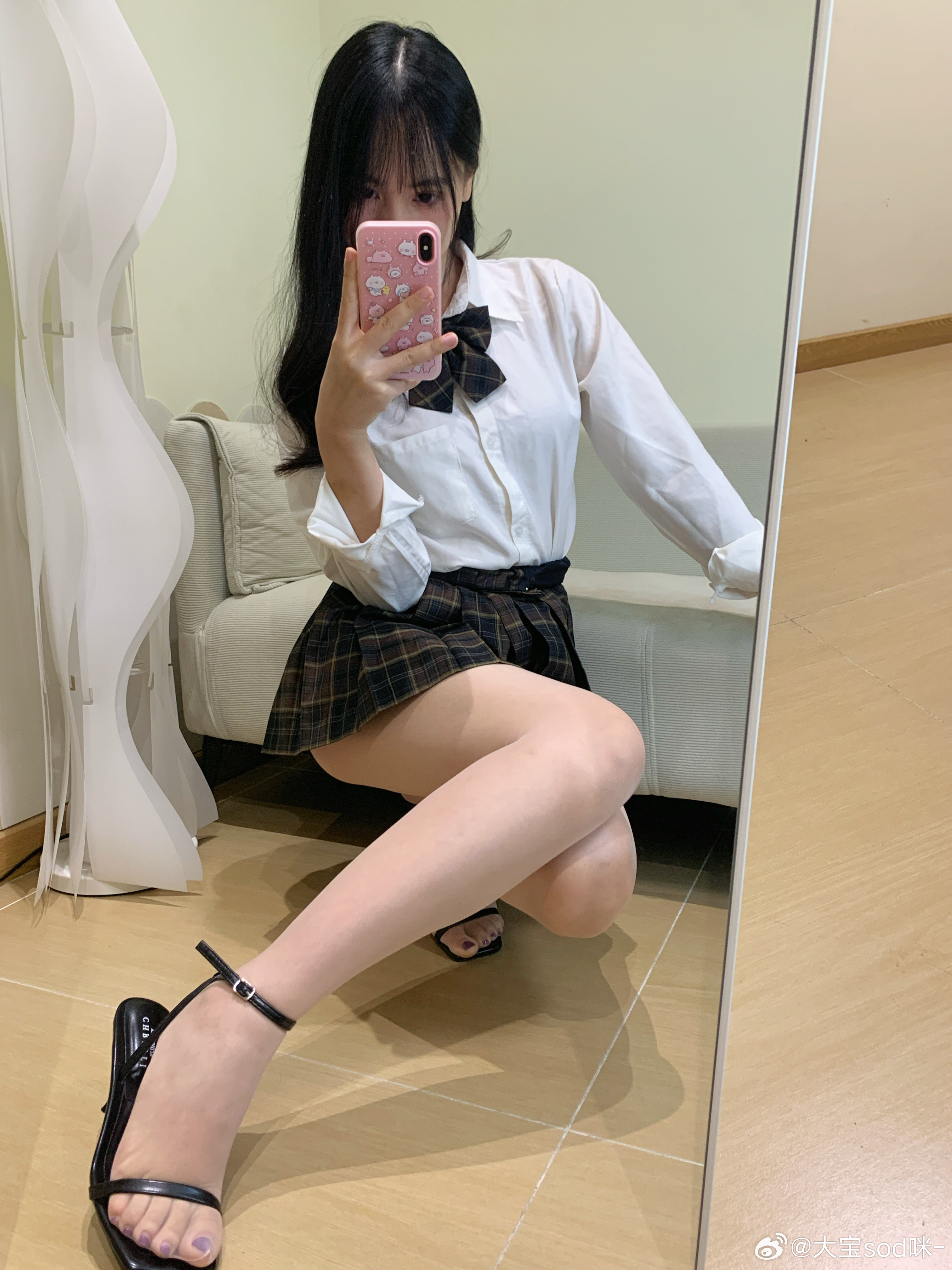 谁喜欢一字带高跟的举手 ​​​