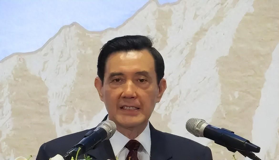 彻底不装了？马英九曾言：我不希望台湾成为第二个香港！
马英九三年前一句“不希望台