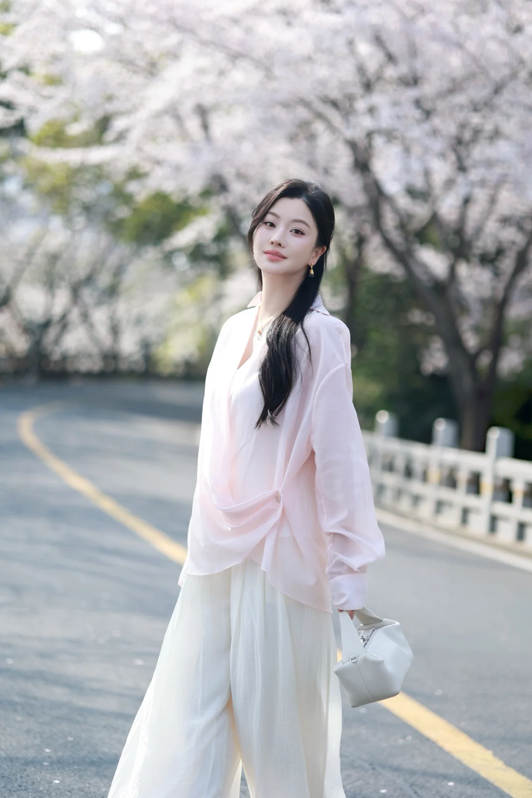 据说在武汉拍樱花的难度不亚于考上北大