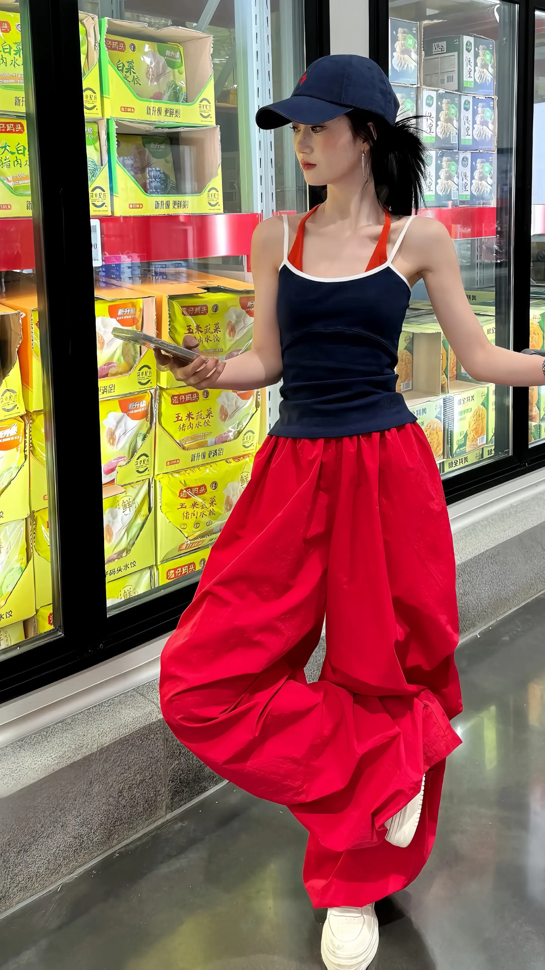 明媚夏日彩色穿搭