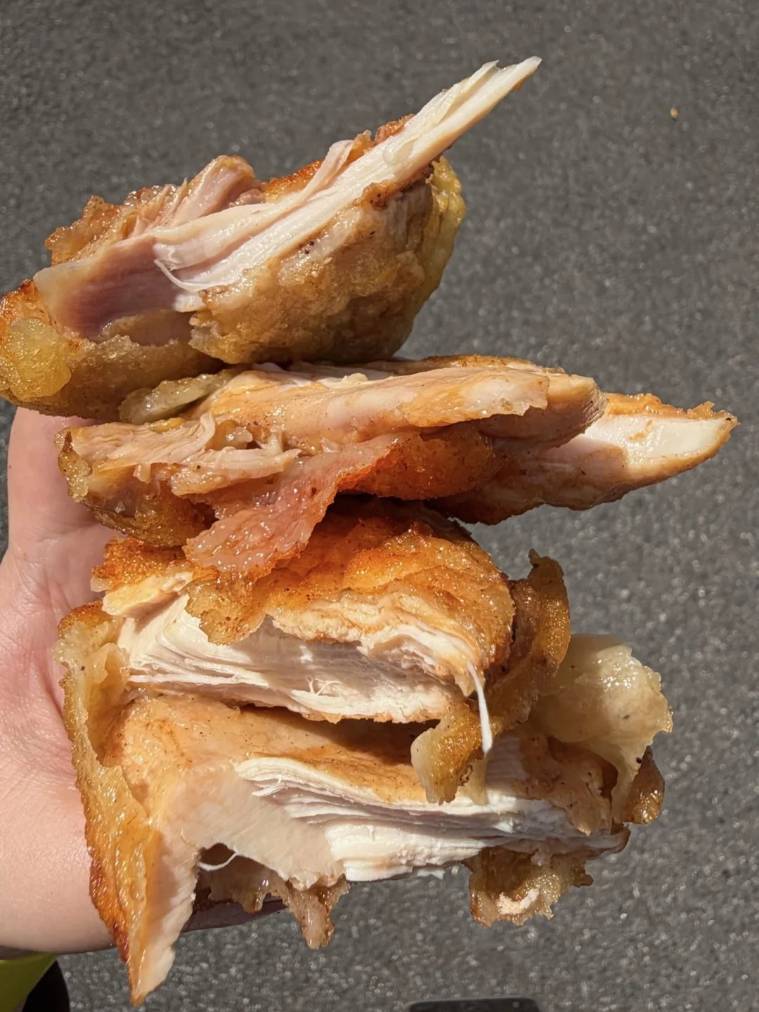 在托乐嘉，皇帝级别的鸡排brunch。。。。。