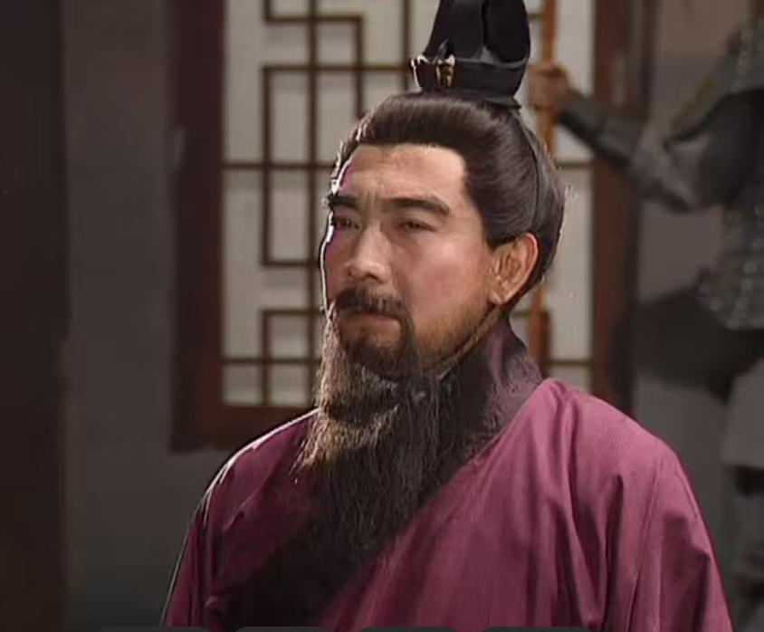 今日话题：曹操如果称帝了会怎么样？？？

网友甲：如果曹操称帝那三国早就统一了！