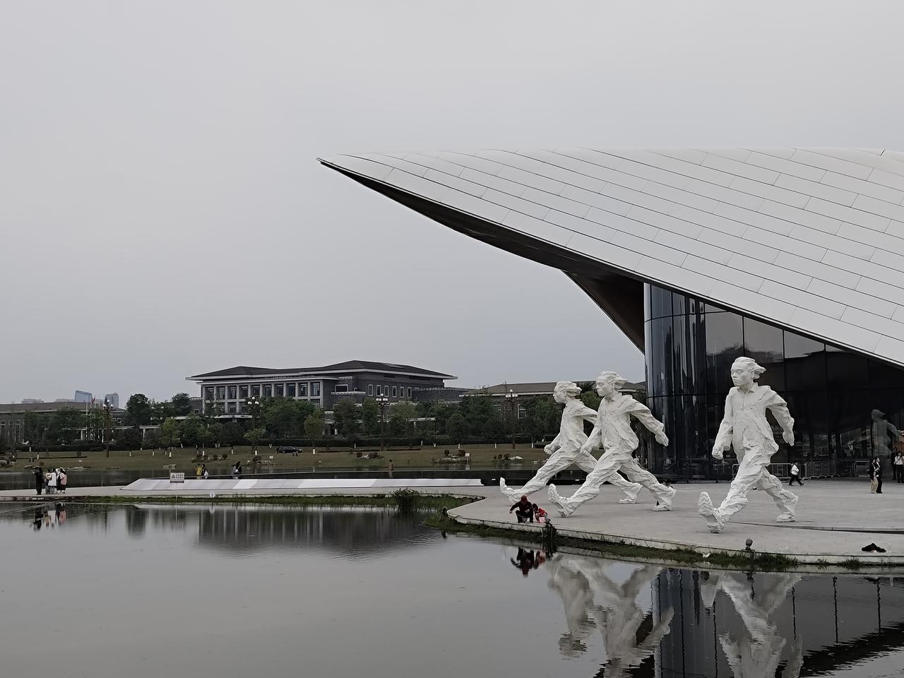成都·天府艺术公园

天府艺术公园是成都天府锦城“八街九坊十景”中的十景之一。它