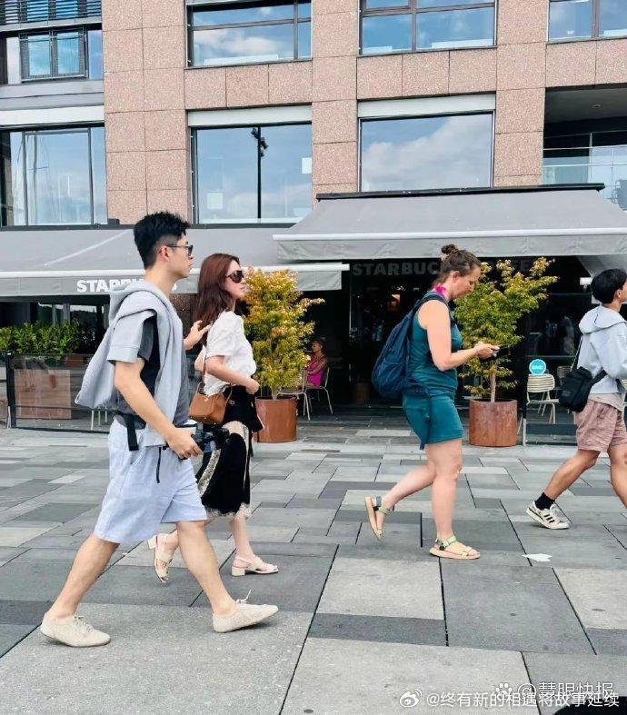杨采钰和老公在挪威度假，穿着时尚有大片既视感 