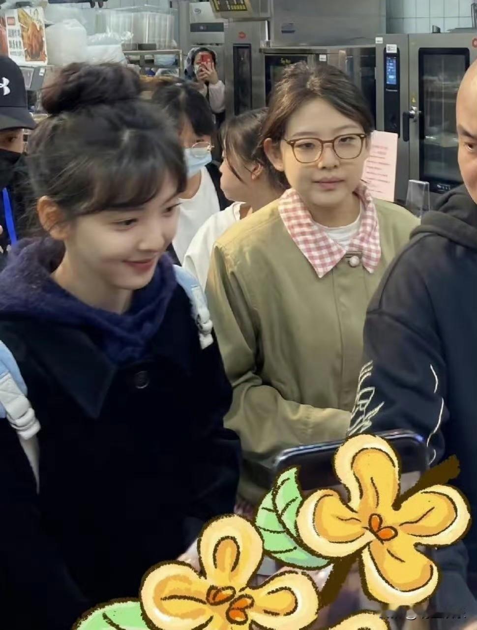 章若楠真的是中了基因彩票了和妹妹的差距好明显